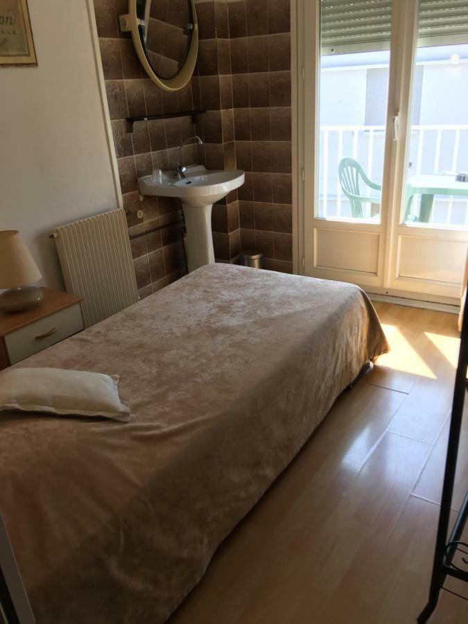Hotel De La Poste Saint-Valery-en-Caux Bagian luar foto